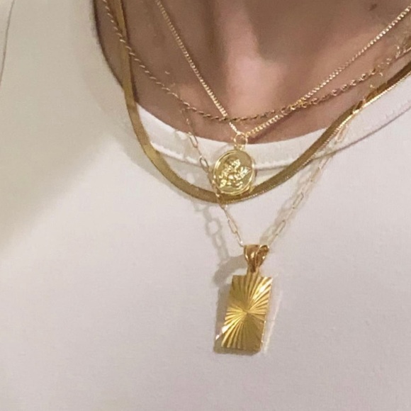 🎉HP🎉Angelic Angel Coin Necklace | 14k Gold Filled - Picture 6 of 6